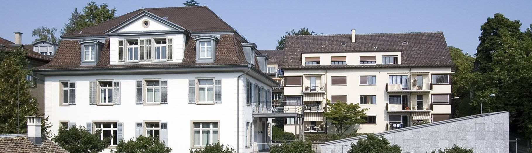 UZH English Department (PET)